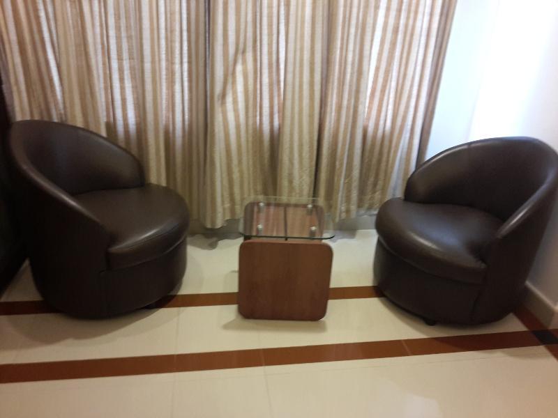 Hotel Treebo Trend Time Square Marine Drive Kochi Esterno foto