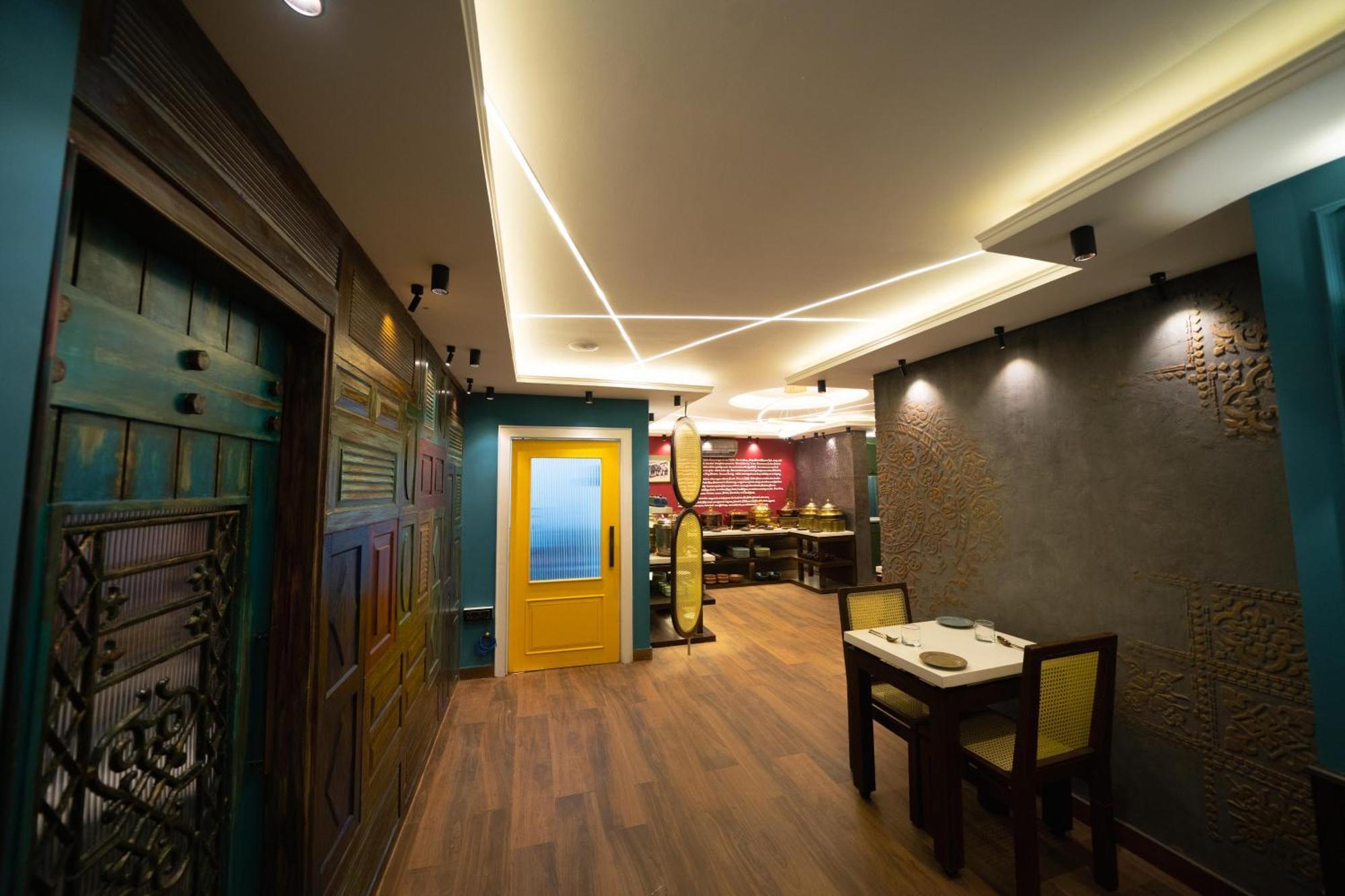 Hotel Treebo Trend Time Square Marine Drive Kochi Esterno foto